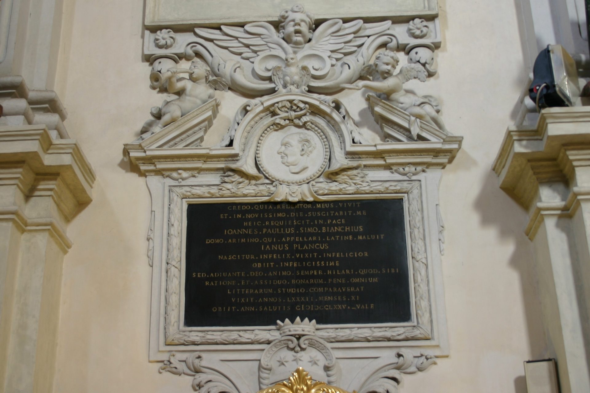 Giovanni%20Bianchi%20Plancus%20tomb%2C%20Chiesa%20di%20Sant%27Agostino%2C%20Rimini%2C%20Italy%20-%2002.JPG